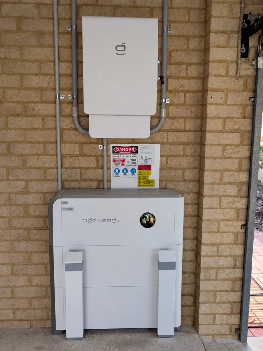 Hybrid-ready battery storage