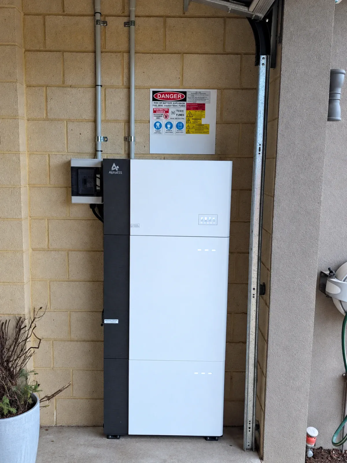 Alpha ESS battery installation