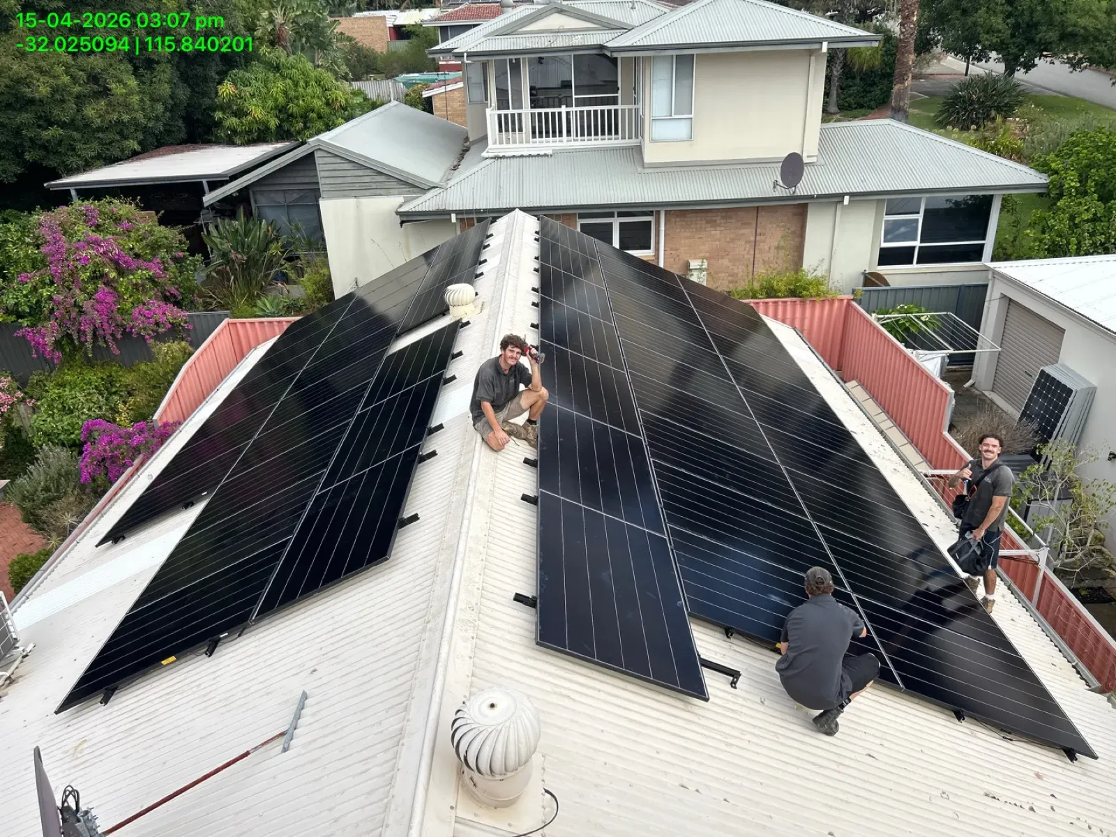 Neat rooftop solar install