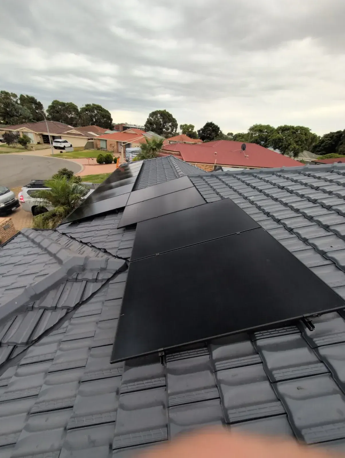Commercial tilt array